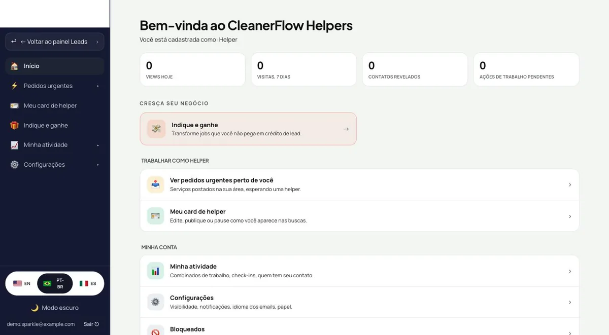 CleanerFlow Helpers no navegador, ao lado do painel do Leads